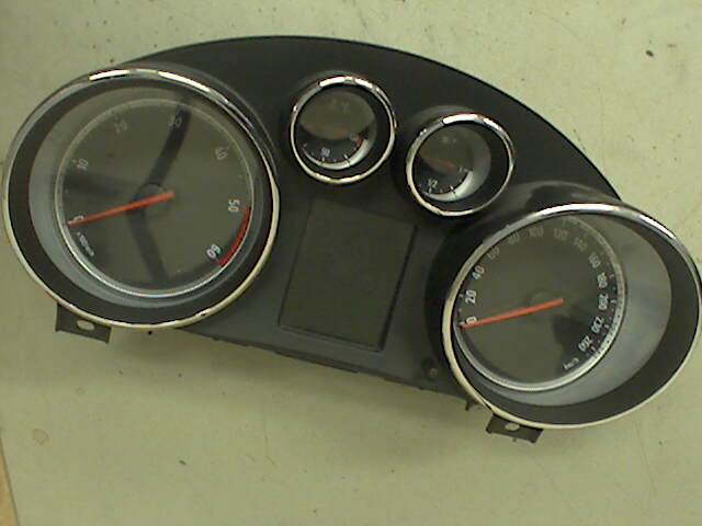 Instrumentpanel til Opel Insignia A 2009-2014 (OPEL|20970768|)