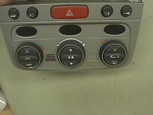 Varmeapparat betjening til Alfa Romeo GT 2004-2010 (ALFA ROMEO|01560513690|)