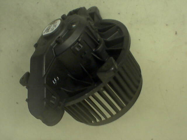 Varmeapparat motor til Ford Transit Courier, 2014-2018 (Type I, Fase 1) (FORD|AV1119846AB)