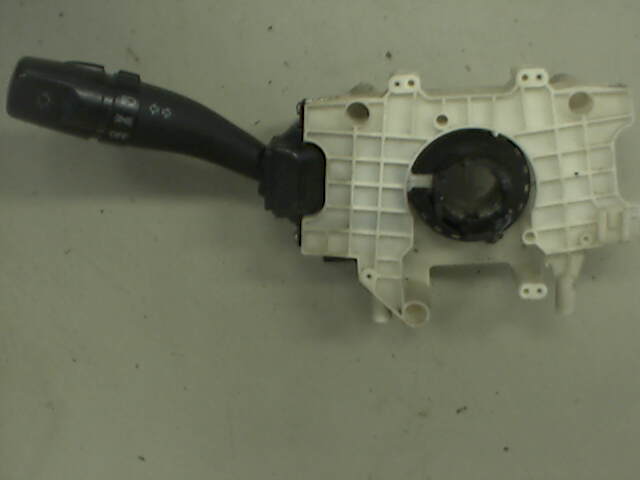 Bryter blink til Hyundai Santa Fe, 2001-2006 (Type I)  (HYUNDAI|93410 26000)