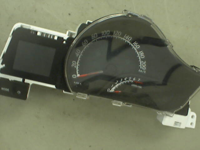 Instrumentpanel til Toyota iQ 2009-2014 (TOYOTA|8380074212|)