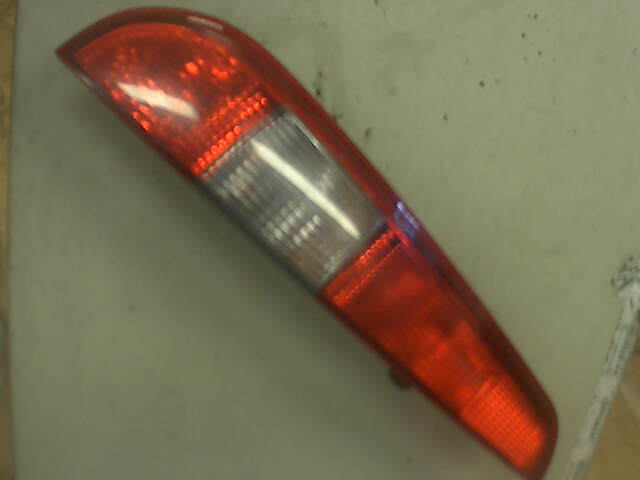 Baklykt venstre til Ford Focus 2004-2007 (Type II, Fase 1) (FORD|4M51-13A603-CB|1420468|)