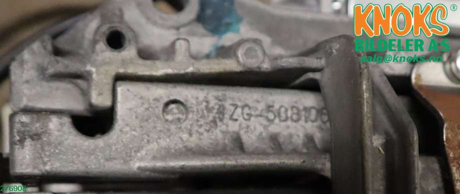Rattaksel til Audi A8 2003-2010 (Type II)  (AUDI|4E0 419 512 G|)