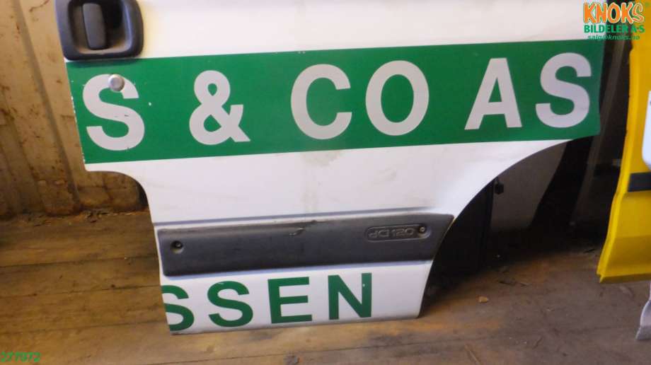 Dør høyre foran til Nissan Interstar 2004-2010  (NISSAN|8010000QAG|)