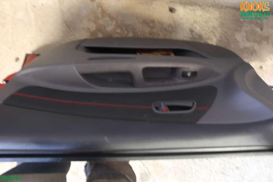 Dør høyre foran til Kia Rio 2005-2010 (Type II)  (KIA|76004 1G010|)