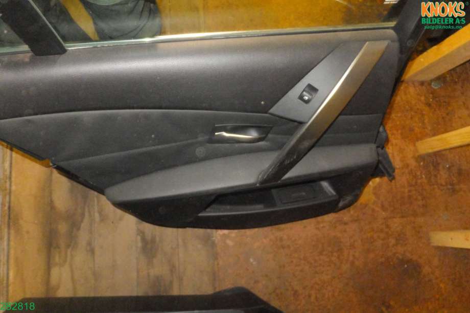 Dør venstre bak til BMW 5-Serie 2003-2010 (E60/E61) (E60/E61) (BMW|41 52 7 158 501|)