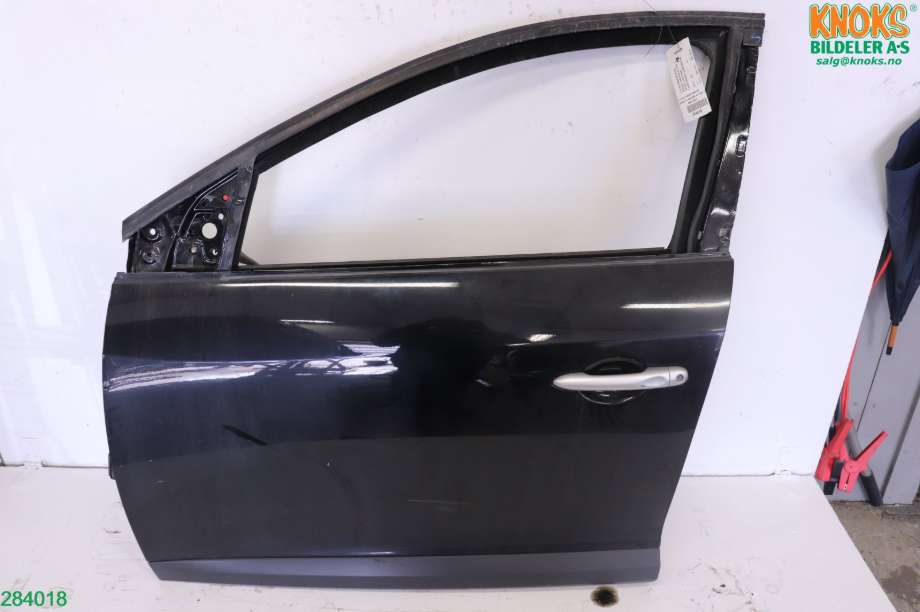 Dør venstre foran til Renault Megane 2009-2016 Type III (RENAULT|801015772R|)
