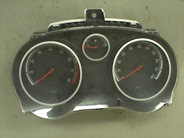 Instrumentpanel til Opel Corsa D 2006-2014 (OPEL|13373005|1960320|NS7557510)