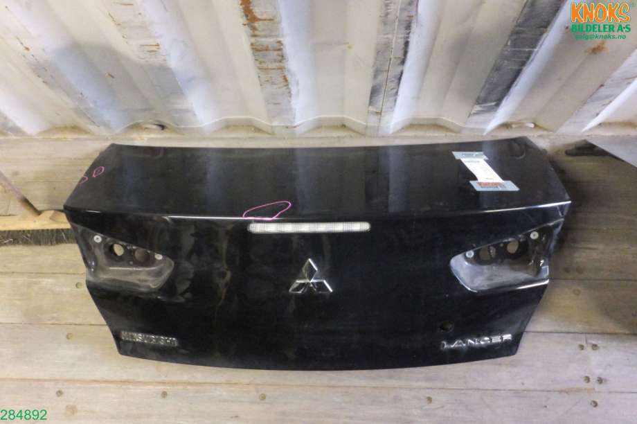 Bakluke sedan til Mitsubishi Lancer 2008-2017 (MITSUBISHI|5920A061|)