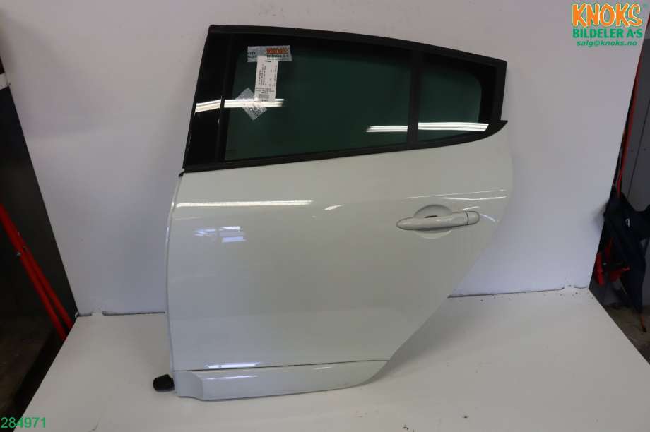 Dør venstre bak til Renault Megane, 2009-2016 Type III  (RENAULT|821010108R)