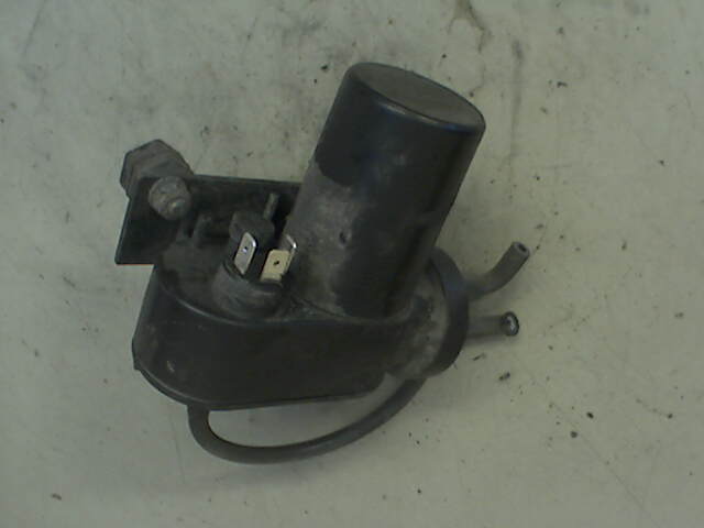 Vakuumpumpe til Mercedes G-Wagen 1978-1989 (W460) (W460) (MERCEDES|4635500183|)