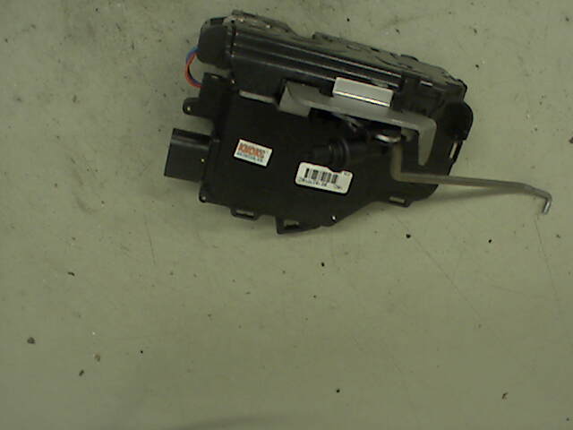 Låsekasse høyre foran til Audi A4 2001-2004 (Type II) (B6) (B6) (AUDI|8E1 837 016 C|)