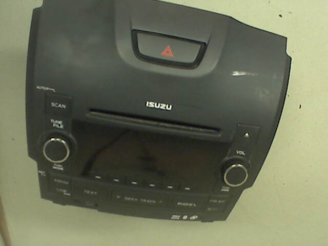 Bilstereo til Isuzu D-Max 2012-2017 (Type II, Fase 1) (ISUZU|8981260812|)