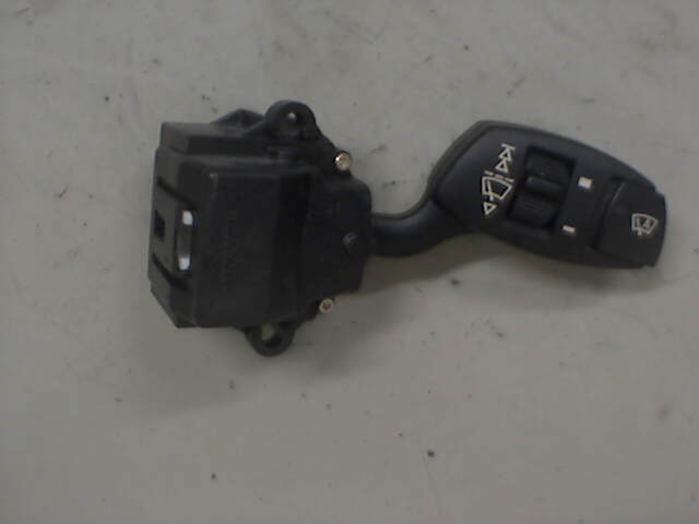 Bryter visker til BMW 5-Serie 2003-2010 (E60/E61) (E60/E61) (BMW|61 31 6 924 10|)