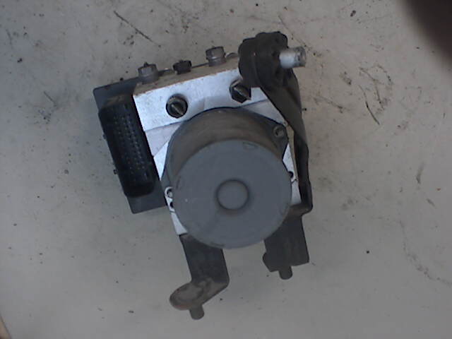 ABS sentral til BMW 5-Serie 2003-2010 (E60/E61) (E60/E61) (BMW|34 51 6 768 646 01|0265950315|)