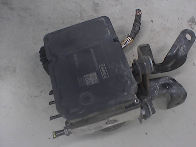 ABS sentral til Ford Fiesta 2008-2012 (Type VI, Fase 1)  (FORD|1806320|)