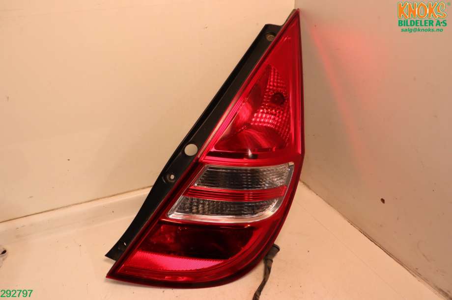 Baklykt høyre til Hyundai i30 2007-2012 (Type I) (HYUNDAI|92402 2R010|)
