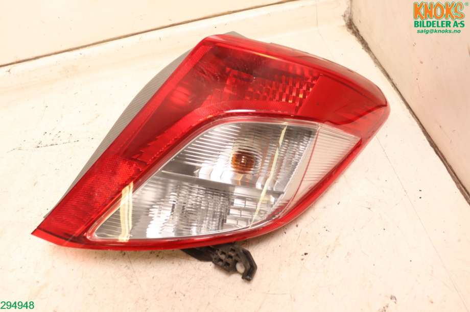 Baklykt høyre til Toyota Yaris 2012-2014 (Type III, Fase 1) (TOYOTA|815510D370|)