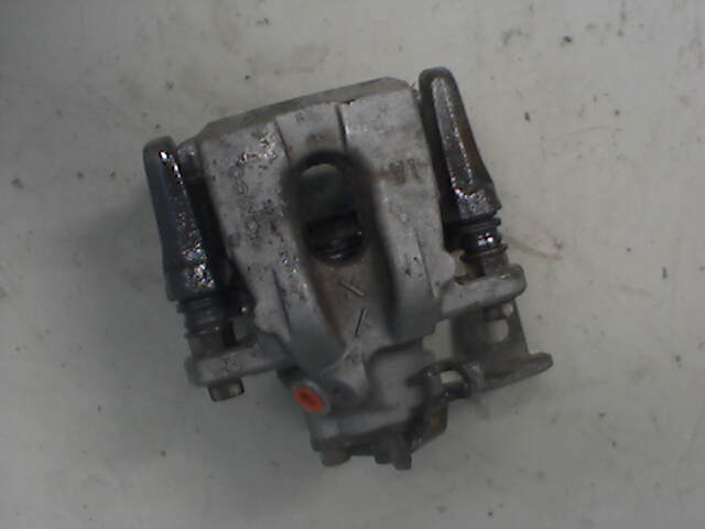 Bremsecaliper høyre bak til Subaru Trezia, 2011-2013 (SUBARU|4783052161)