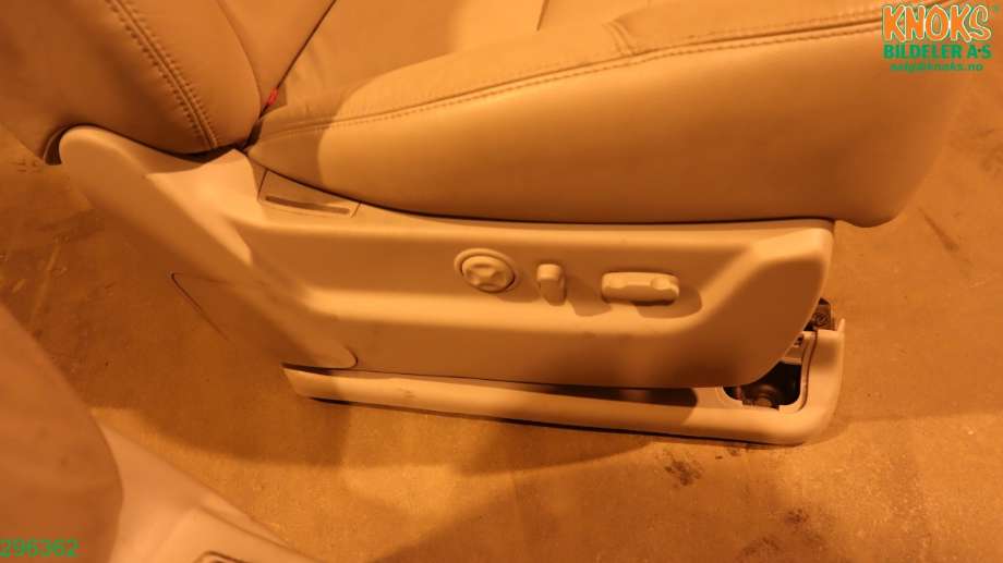 Innredning komplett til Chevrolet Suburban 2007-2013 (CHEVROLET|)
