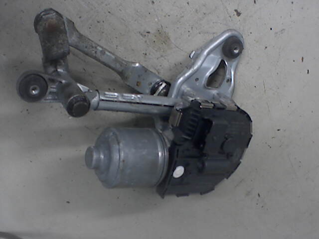 Viskermotor frontrute til Peugeot 3008, 2009-2016 (Type I) (PEUGEOT|6405 PA)
