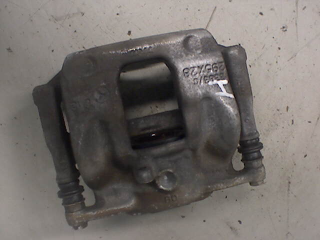Bremsecaliper høyre foran til Mercedes B-Klasse 2011-2018 (W246) (W246) (A 000 421 68 81|)