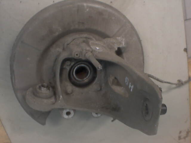 Hjulspindel høyre bak til BMW 5-Serie 2003-2010 (E60/E61) (E60/E61) (BMW|33 32 6 770 924|)