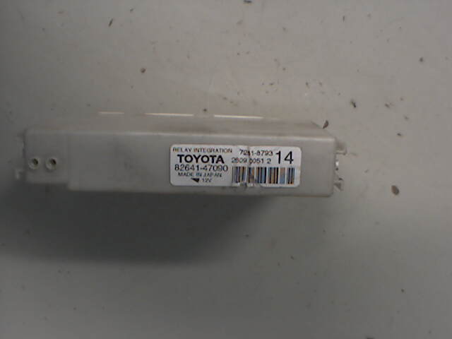 Rele diverse til Toyota Prius +7 2012-2020 (Type III) (stasjonsvogn) (stasjonsvogn) (TOYOTA||8264147090)