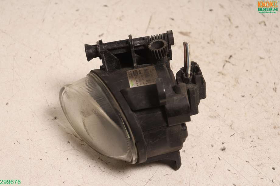 Tåkelykt høyre foran til Audi A4 2007-2014 (Type IV) (B8) (B8) (AUDI|8T0 941 700 E||8T0 941 700)