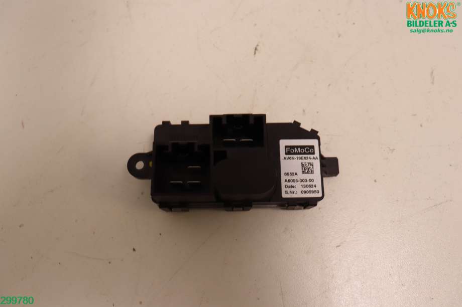 Varmeapparat motstand til Ford Focus 2011-2014 (Type III, Fase 1) (FORD|AV6N19E624AA|)
