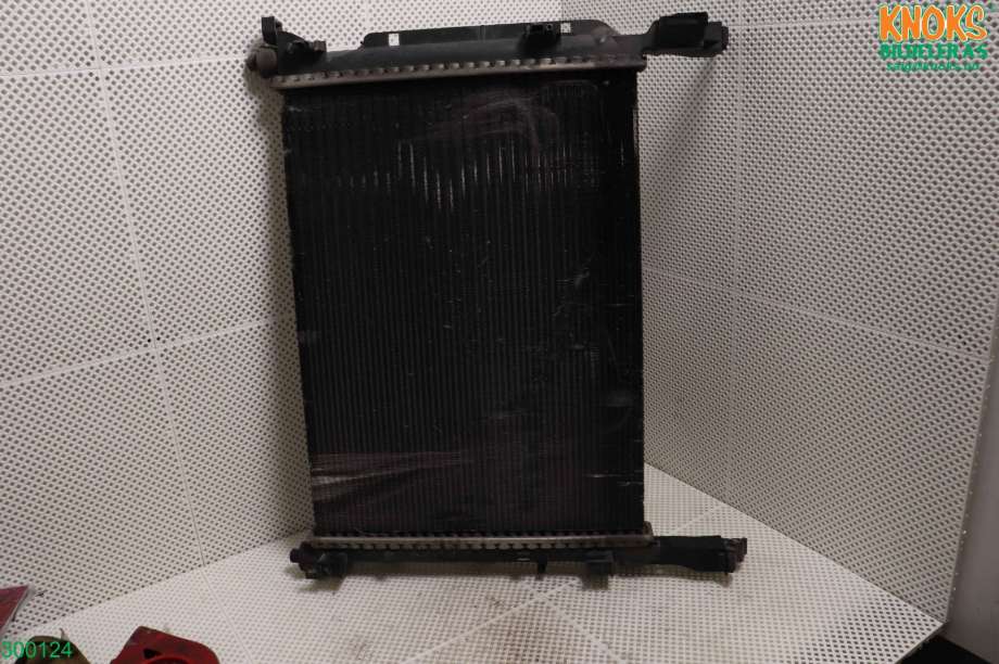 Radiator (manuell gir) til Renault Kangoo 2008-2021 (Type II) (RENAULT|8200418328|)