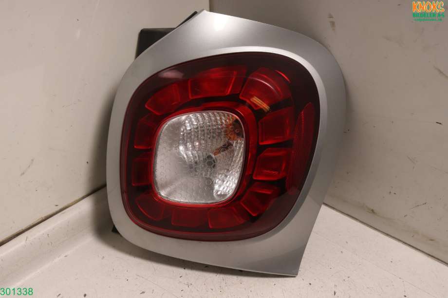 Baklykt høyre til Smart Fortwo, 2015-->> (Type III) (C453) (C453) (SMART|A 453 906 28 00)