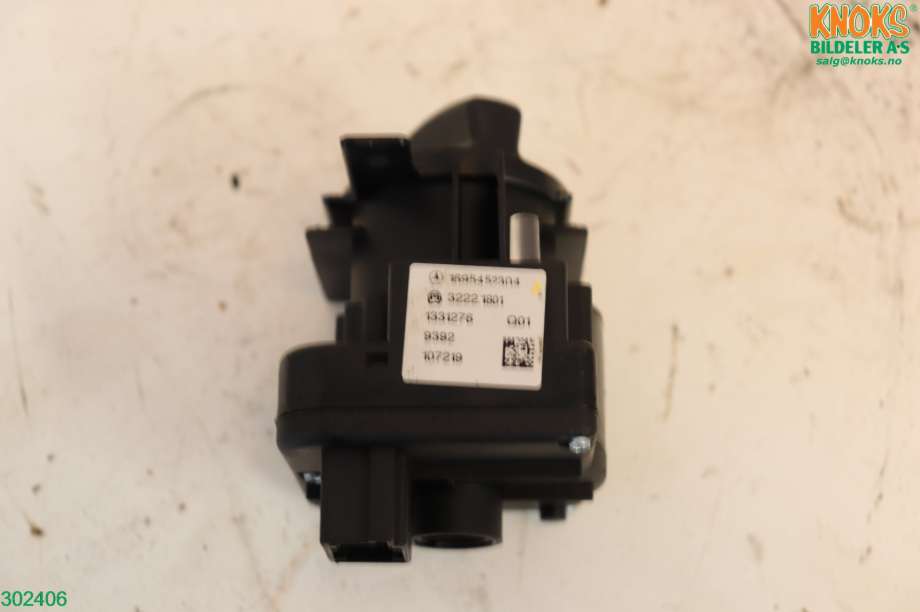 Bryter lys til Mercedes A-Klasse 2005-2012 (W169) (W169) (MERCEDES|A 169 545 23 04|)