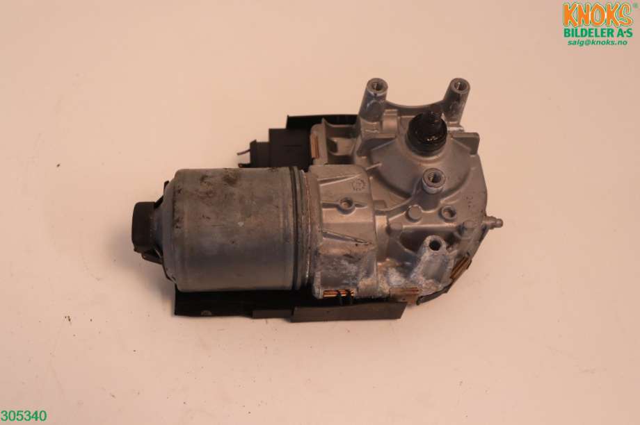 Viskermotor frontrute til Volvo V40, 2012-2019 (VOLVO|)
