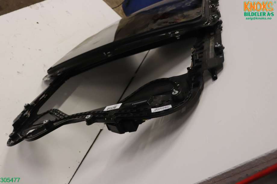 Takluke til BMW 3-Serie 2012-2018 (F30/F31/F34) (F30/F31/F34) (BMW|54 10 7 342 869|)