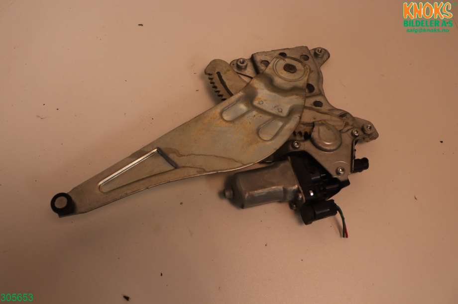 Ruteheis høyre til Suzuki Swift 2005-2010 (SUZUKI|8350163J11|)