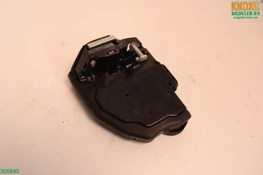 Låsekasse venstre til Subaru Forester 2013-2019 (Type IV) (SUBARU|61035SG010|)