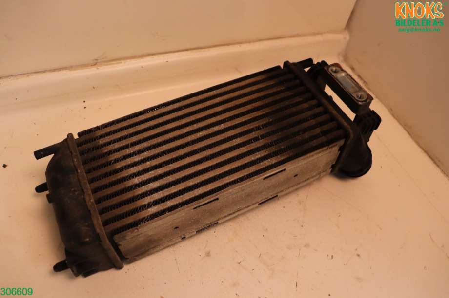 Intercooler til Peugeot 308 2007-2011 (Type I, Fase 1)  (PEUGEOT|0384 L4|)