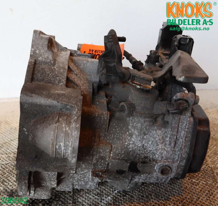 Girkasse manuell til VW Polo 2009-2014 (Type V, Fase 1) (VOLKSWAGEN|02R 300 043 P|)