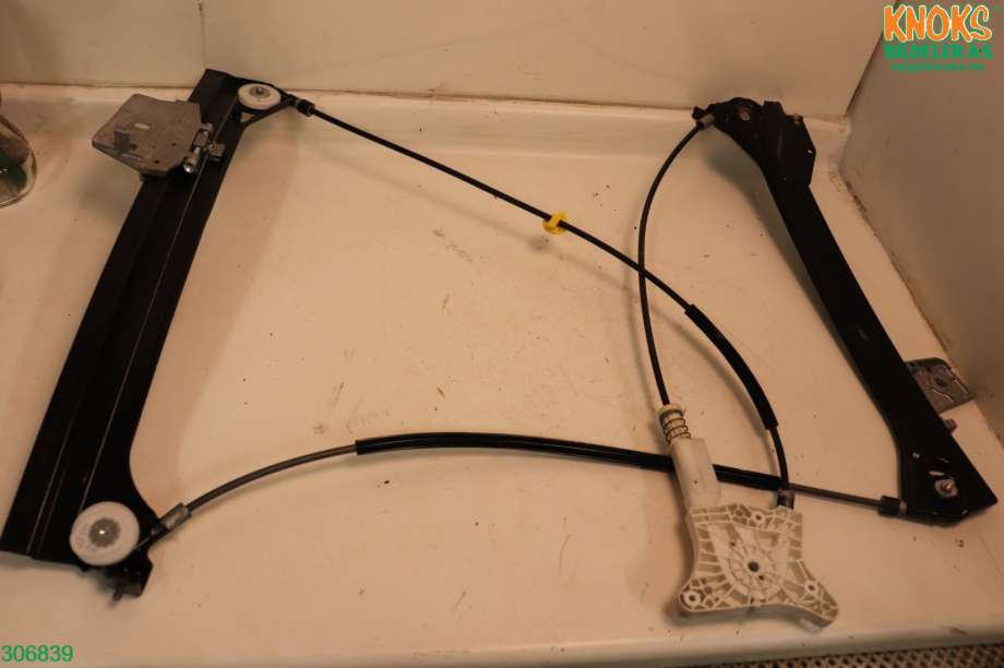 Ruteheis til Mercedes CLK 2002-2009 (C209) (C209) (MERCEDES|A 209 720 08 46|)