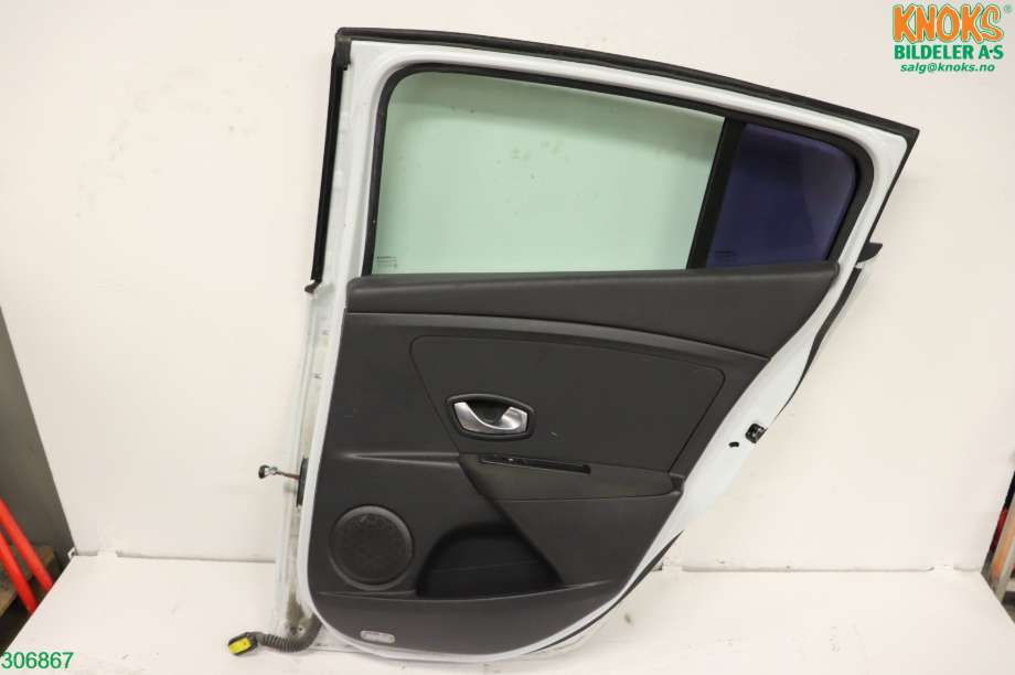 Dør høyre bak til Renault Megane 2009-2016 Type III (RENAULT|821006386R|)