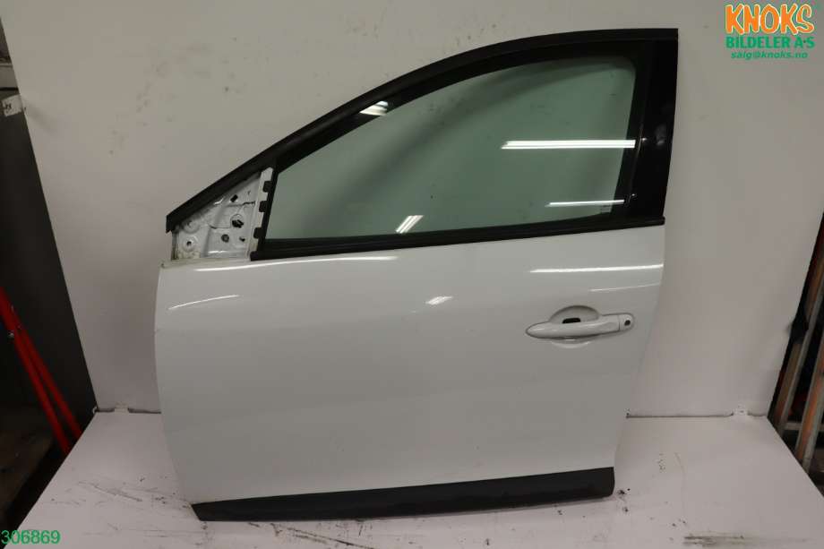 Dør venstre foran til Renault Megane 2009-2016 Type III (RENAULT|801015772R|)