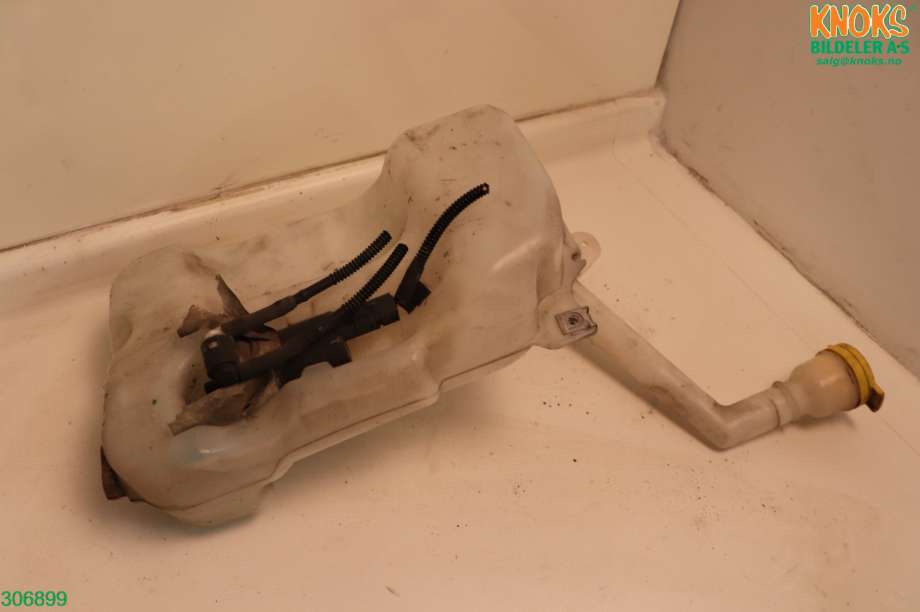Spylertank til Renault Megane 2009-2016 Type III  (RENAULT|289101185R|)