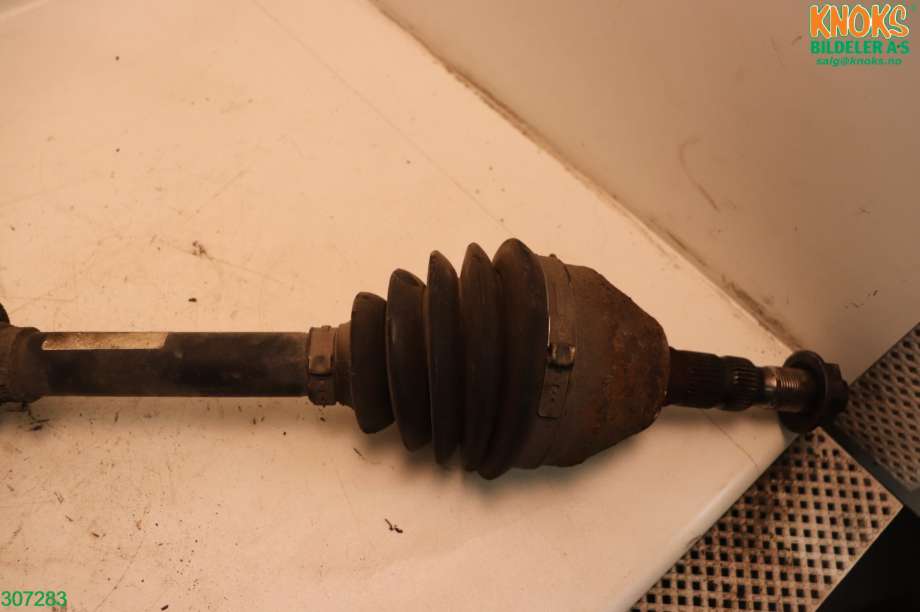 Drivaksel høyre foran til Opel Zafira B 2005-2011 (OPEL|13214837|)