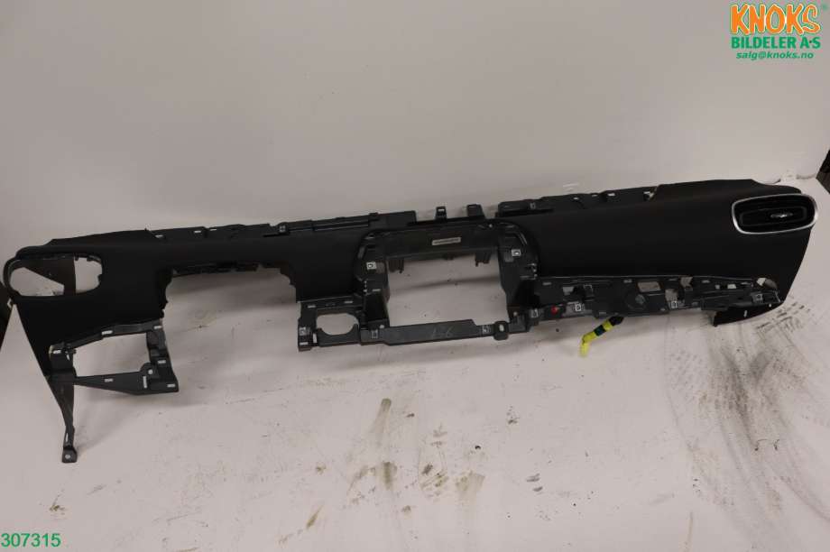 Dashbord til Toyota Prius 2016-2023 (Type IV) (combi) (combi) (TOYOTA|5530247131C1|)