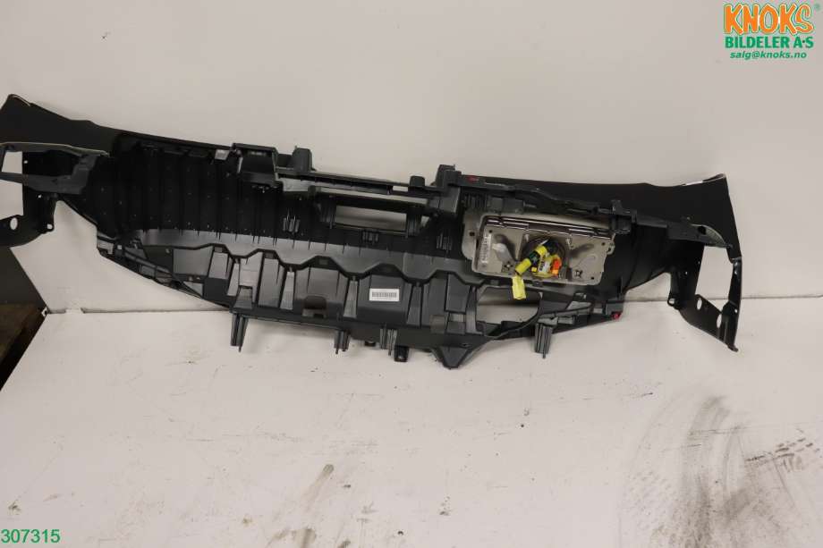 Dashbord til Toyota Prius 2016-2023 (Type IV) (combi) (combi) (TOYOTA|5530247131C1|)