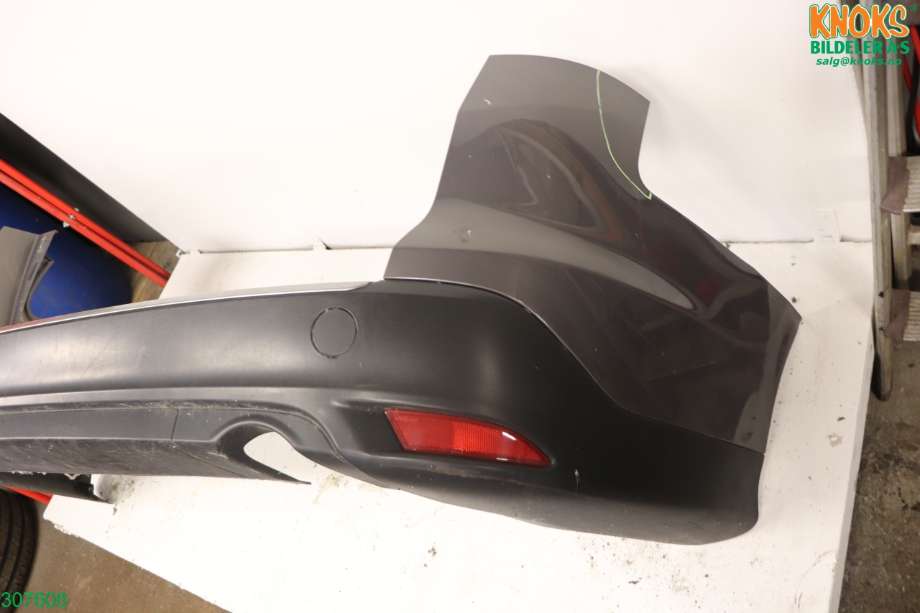 Støtfanger bak til Ford Focus 2011-2014 (Type III, Fase 1) (FORD|BM51-17866-BC|1719101|)