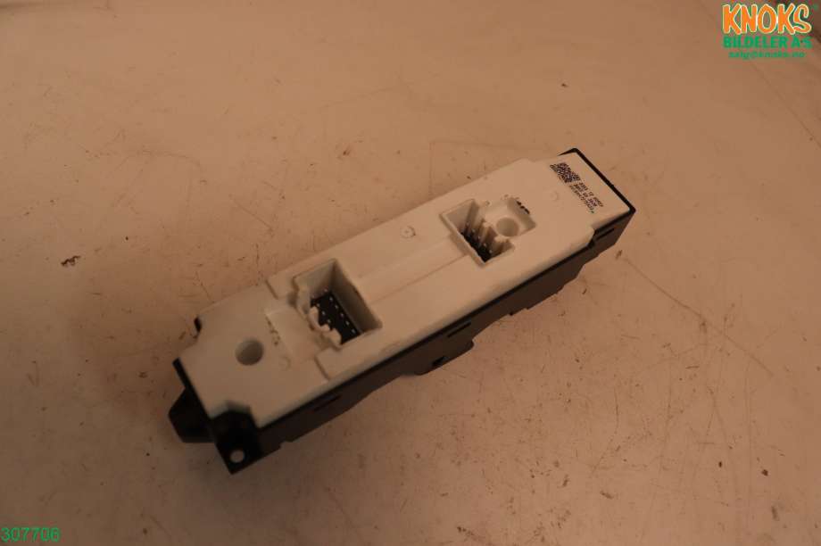 Bryter ruteheis til Mazda 3 2009-2013 (Type II) (MAZDA|BBP3-6637-0B|)