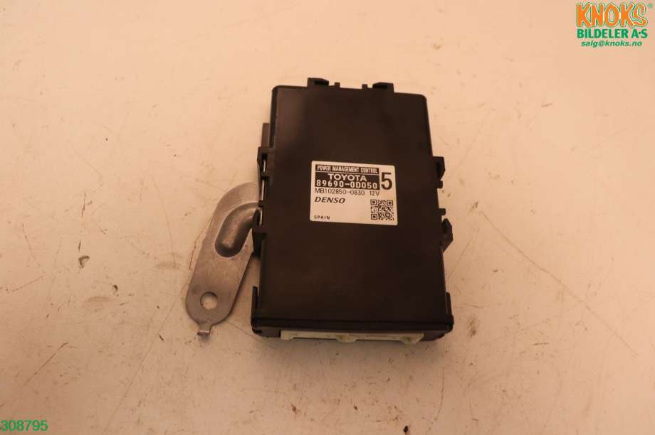Styreenhet diverse til Toyota Yaris, 2012-2014 (Type III, Fase 1)  (TOYOTA|896900D050)