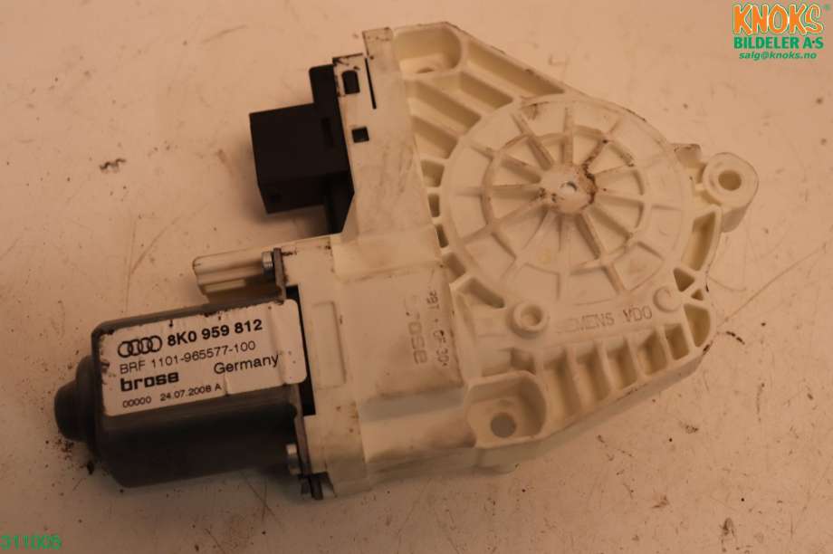 Ruteheis høyre til Audi A4 2007-2014 (Type IV) (B8) (B8) (AUDI|8K0 959 812|)